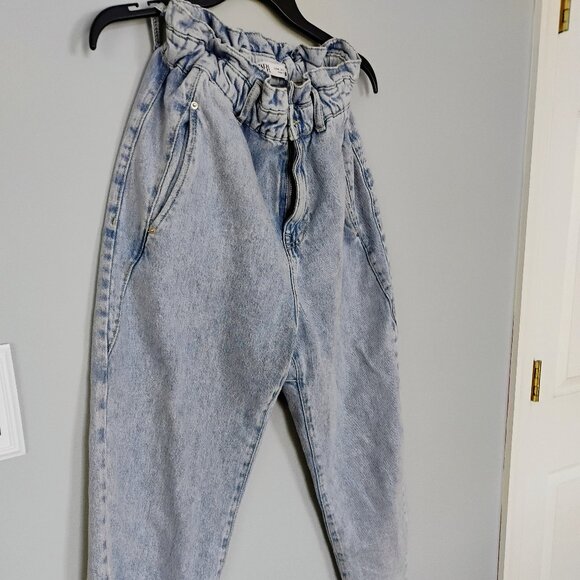 ZARA High-Waisted Paperbag Jeans Size 4 - Picture 4 of 10